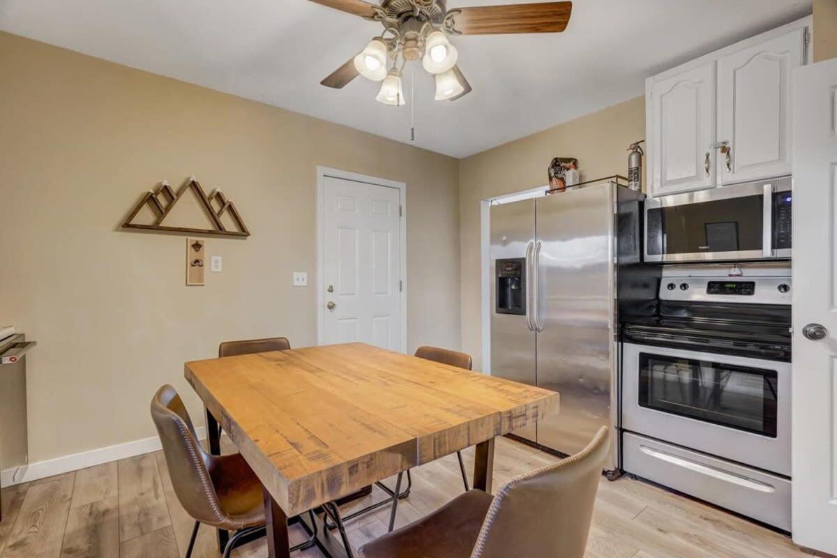 * Colorado Draft House * Smart Tvs * Self Entry * Villa Colorado Springs Eksteriør bilde
