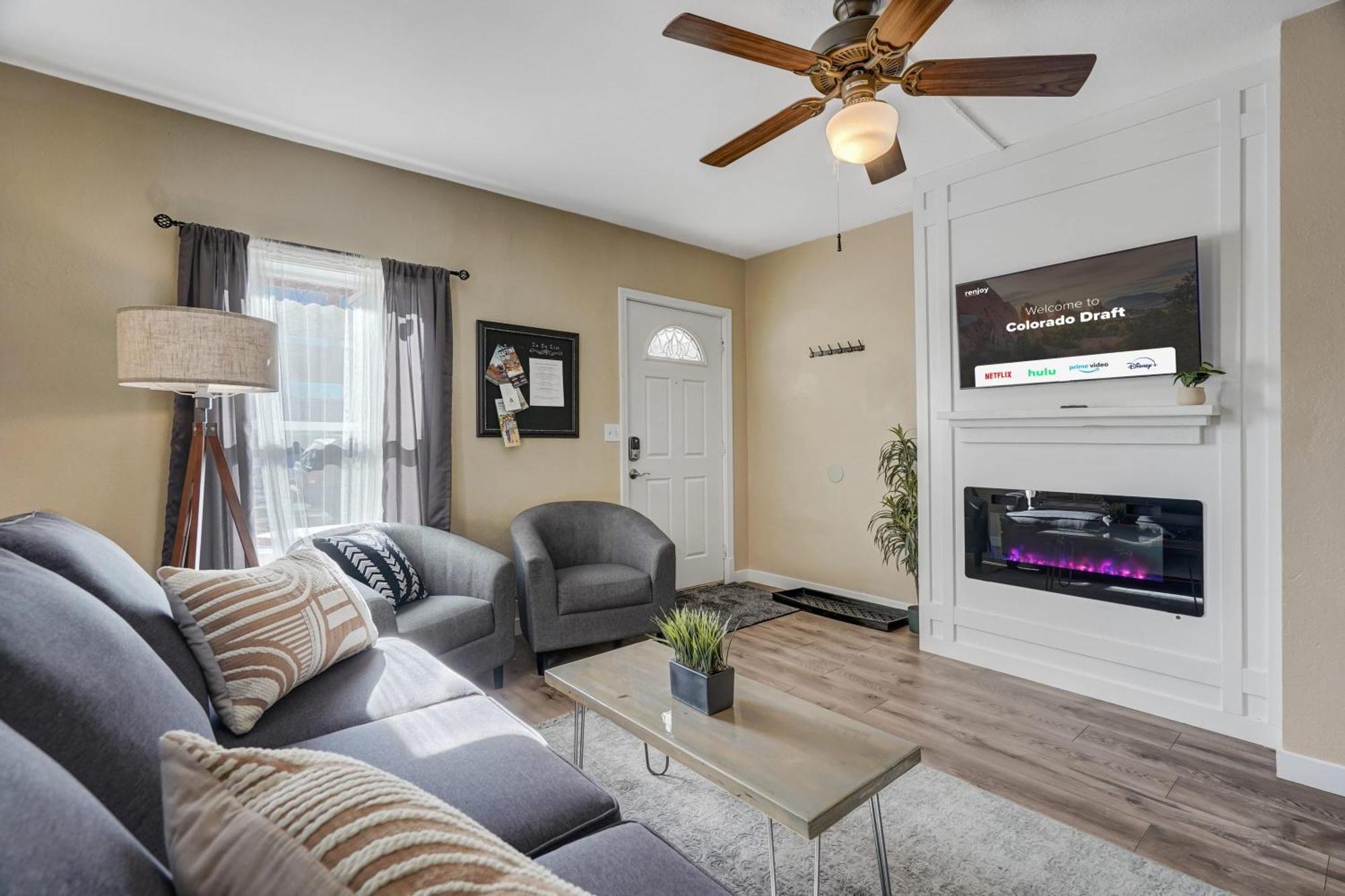 * Colorado Draft House * Smart Tvs * Self Entry * Villa Colorado Springs Eksteriør bilde