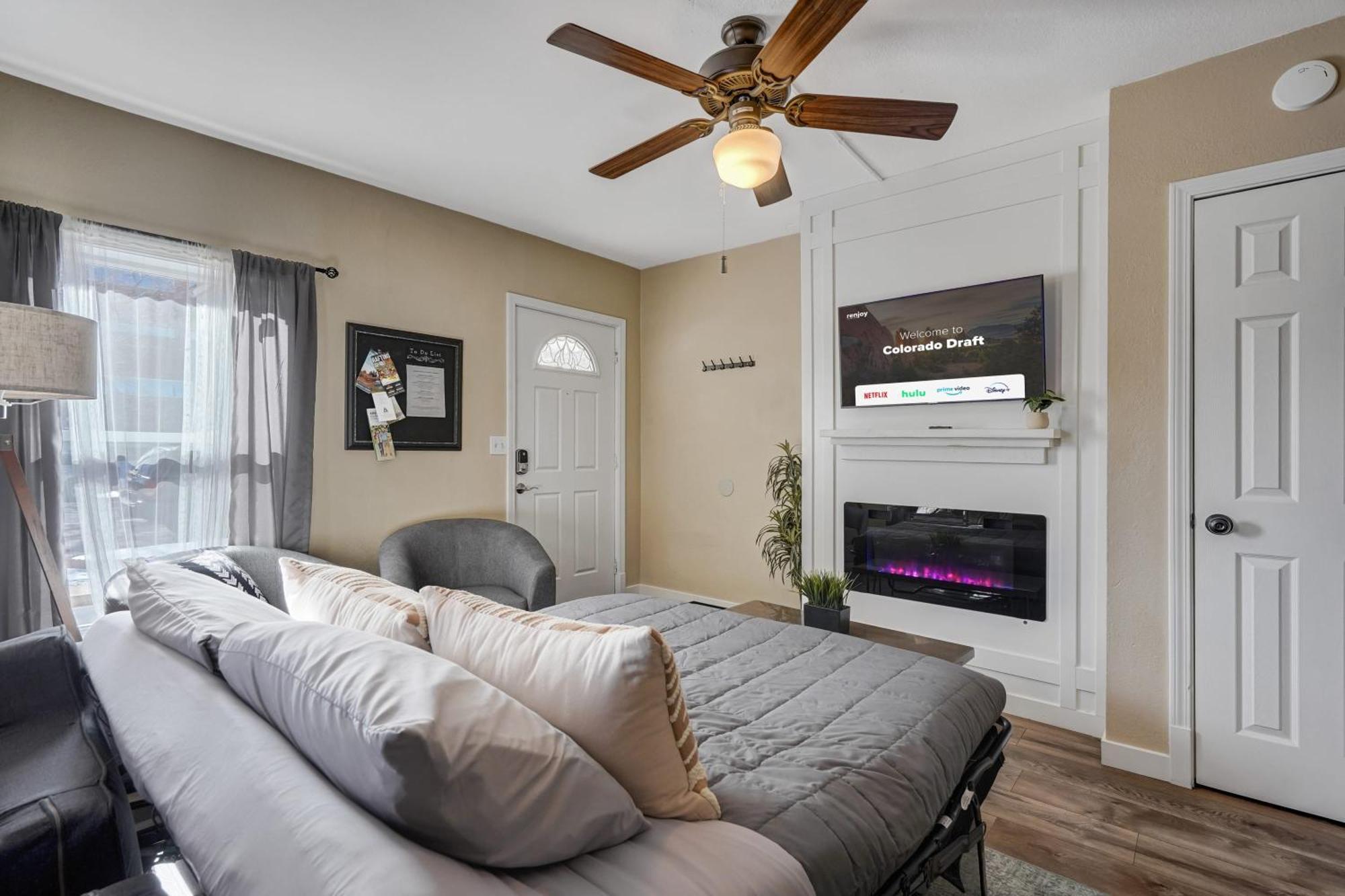 * Colorado Draft House * Smart Tvs * Self Entry * Villa Colorado Springs Eksteriør bilde